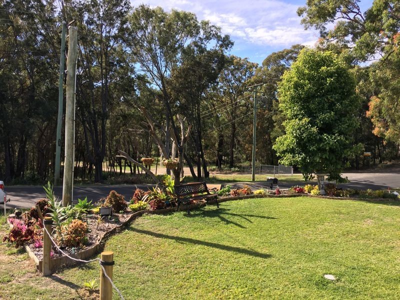10 Oomool St, Macleay Island QLD 4184
