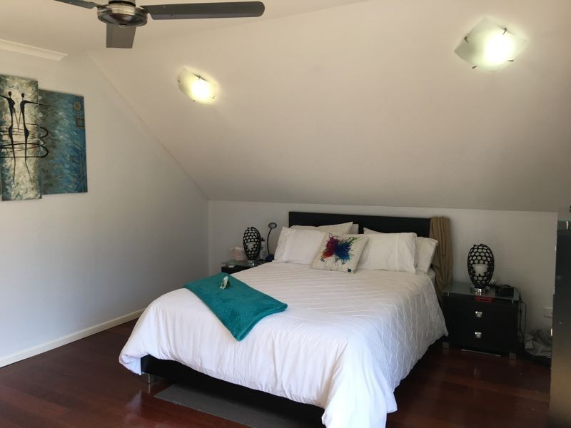 10 Oomool St, Macleay Island QLD 4184