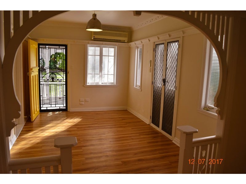 87 North Road, Brighton QLD 4017