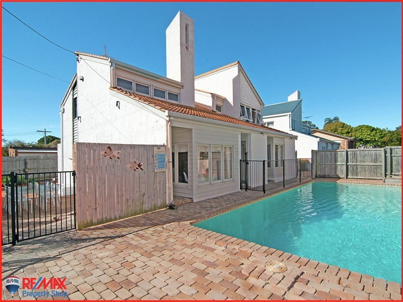 1/30 King Street, Woody Point QLD 4019