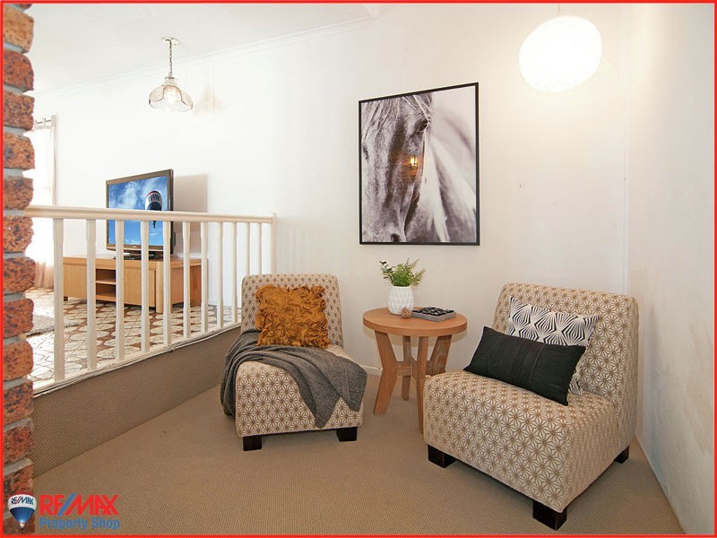 1/30 King Street, Woody Point QLD 4019