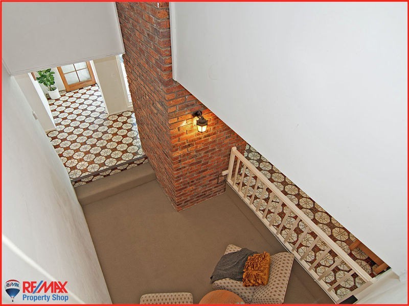 1/30 King Street, Woody Point QLD 4019