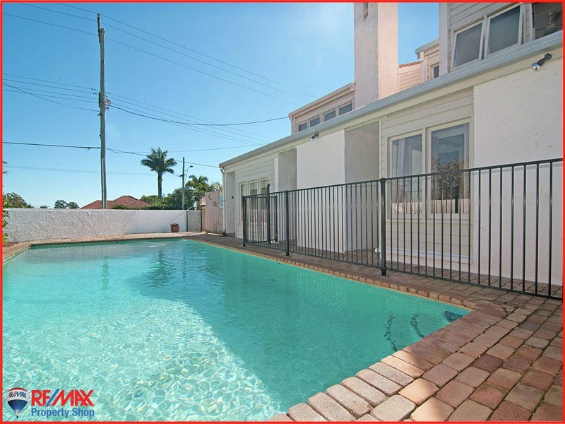 1/30 King Street, Woody Point QLD 4019