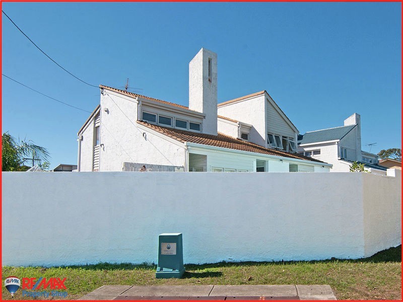 1/30 King Street, Woody Point QLD 4019