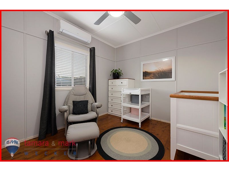 4 Sackett Street, Brighton QLD 4017