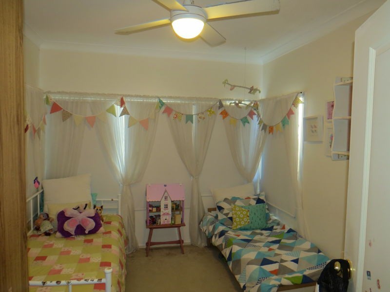 25 Maclean Street, Brighton QLD 4017