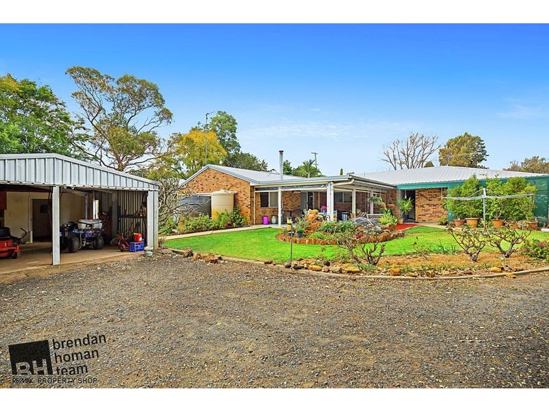 39 Valley View Drive, Meringandan West QLD 4352