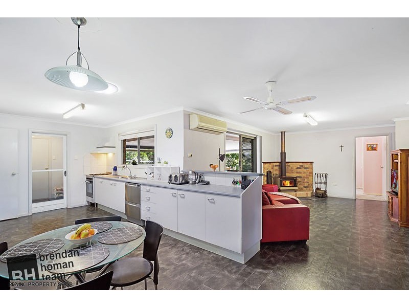 39 Valley View Drive, Meringandan West QLD 4352