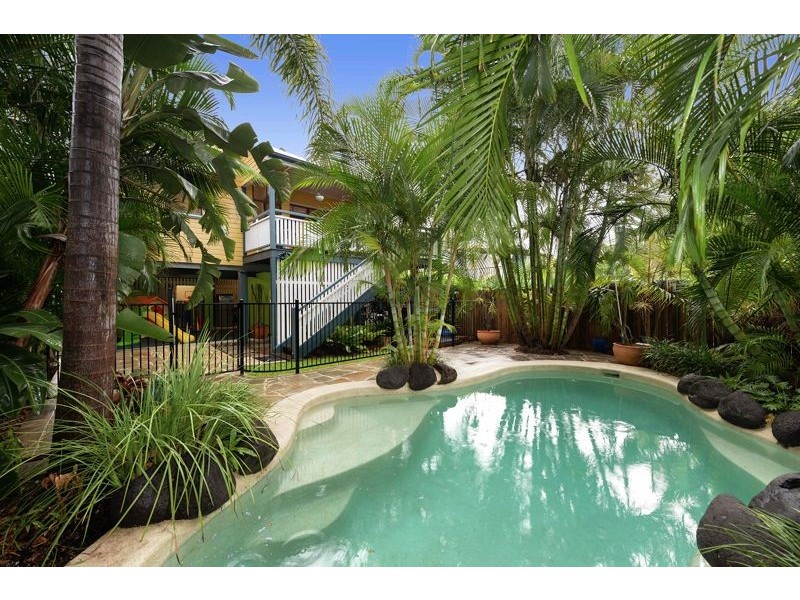 66 Griffith Street, Sandgate QLD 4017