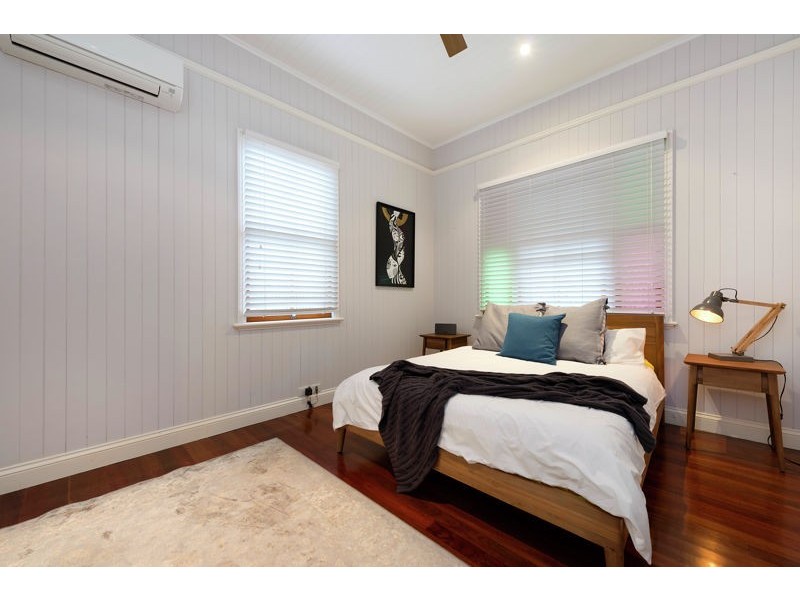 66 Griffith Street, Sandgate QLD 4017