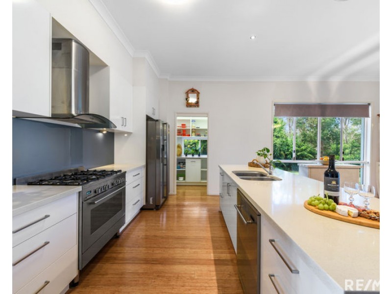 6 Riesling Court, Morayfield QLD 4506