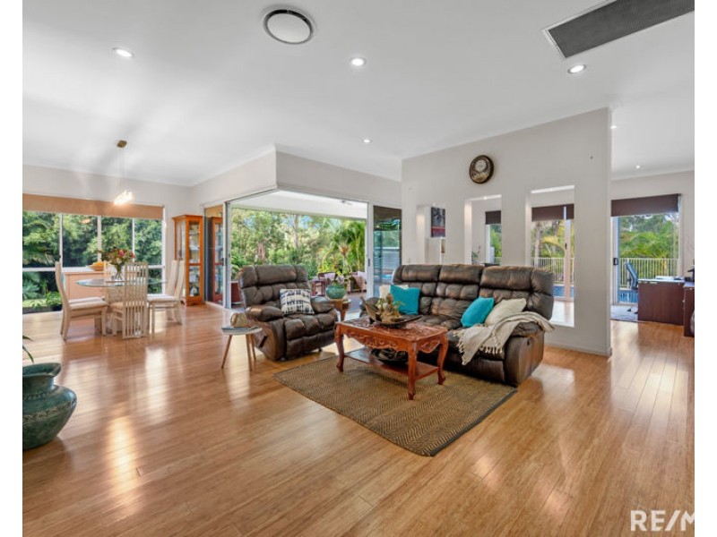 6 Riesling Court, Morayfield QLD 4506