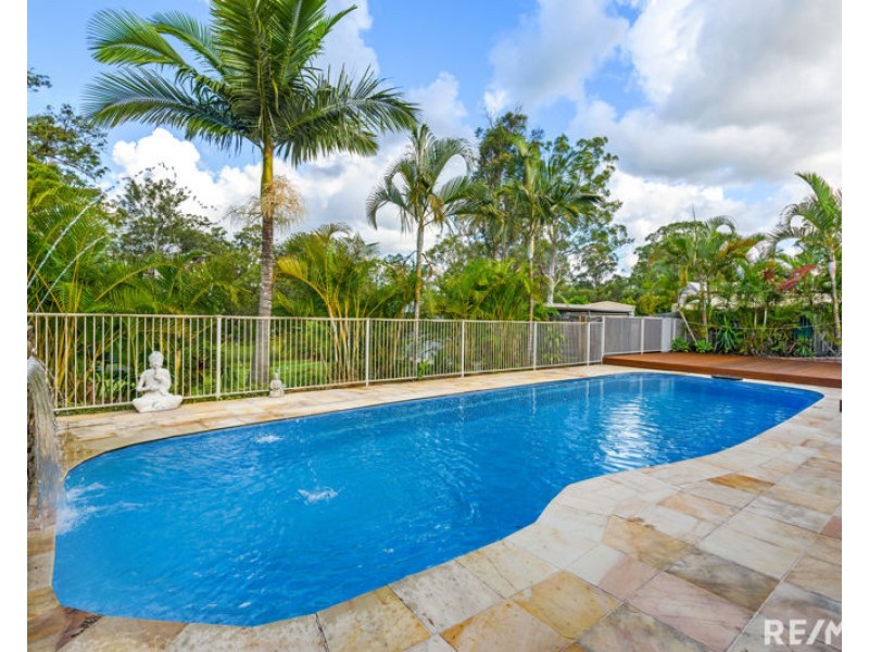 6 Riesling Court, Morayfield QLD 4506