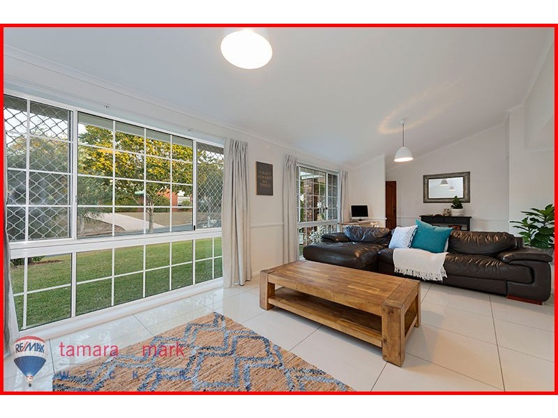 1 Shaw Close, Brighton QLD 4017