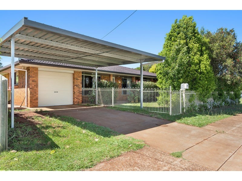 24 Gorman Street, Darling Heights QLD 4350