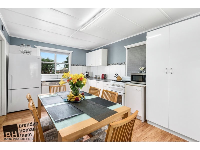 8 Princess Street, Newtown QLD 4350