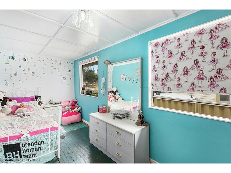 8 Princess Street, Newtown QLD 4350