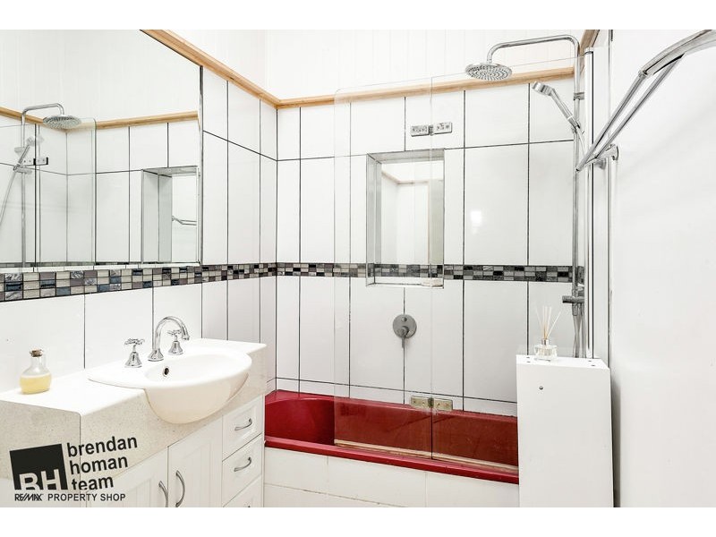 8 Princess Street, Newtown QLD 4350