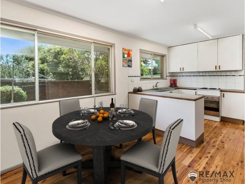 219 Alderley Street, Centenary Heights QLD 4350