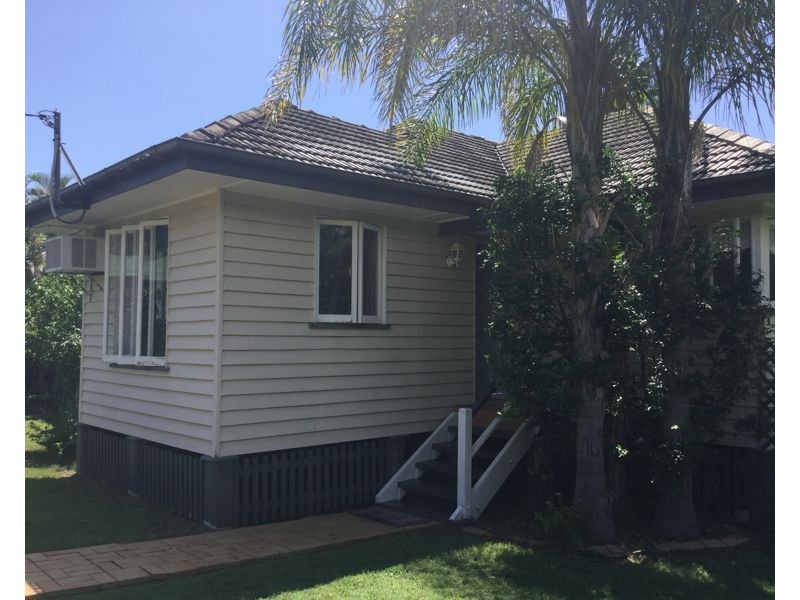 25 Kenbarry Street, Brighton QLD 4017