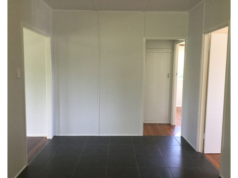 25 Kenbarry Street, Brighton QLD 4017