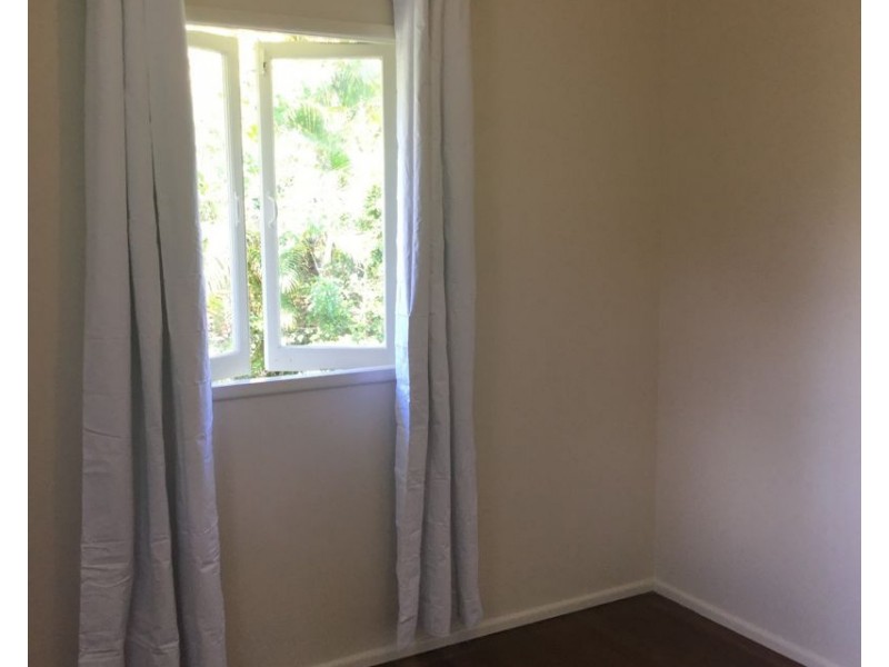 25 Kenbarry Street, Brighton QLD 4017