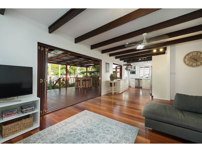 128 Dunne Street, Brighton QLD 4017