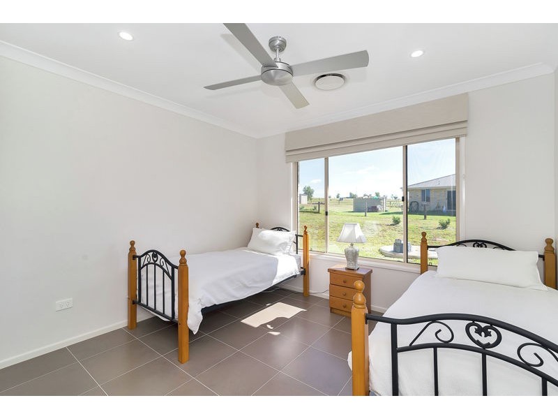 3 Storeys Road, Kingsthorpe QLD 4400