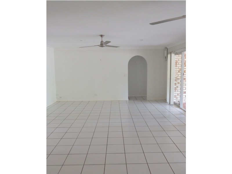 1/5 Laurel Drive, Burpengary QLD 4505