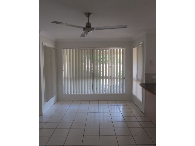 1/5 Laurel Drive, Burpengary QLD 4505