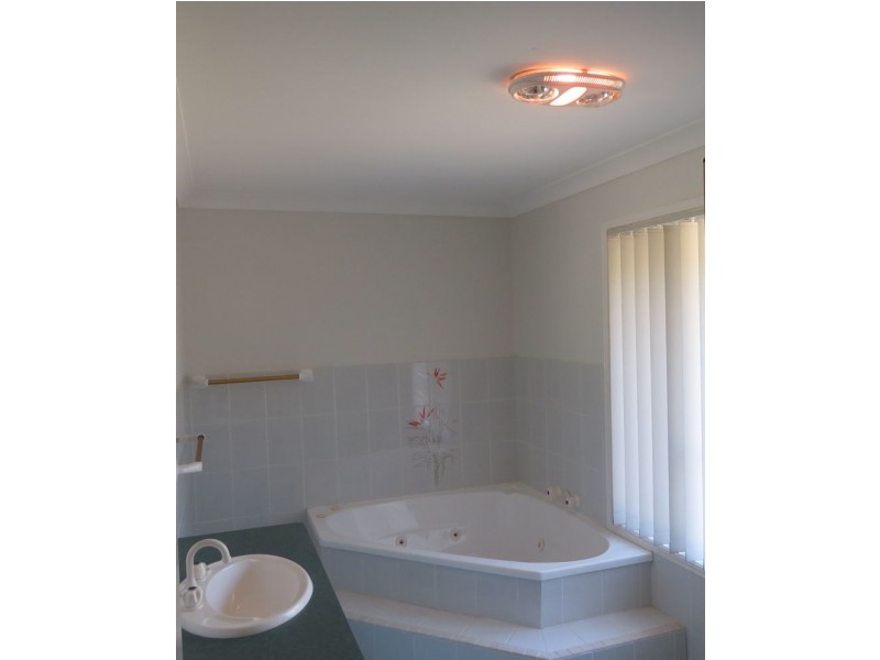 1/5 Laurel Drive, Burpengary QLD 4505