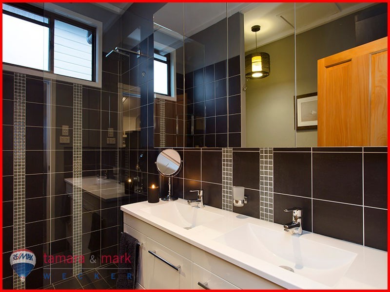 24 Murray Street, Sandgate QLD 4017