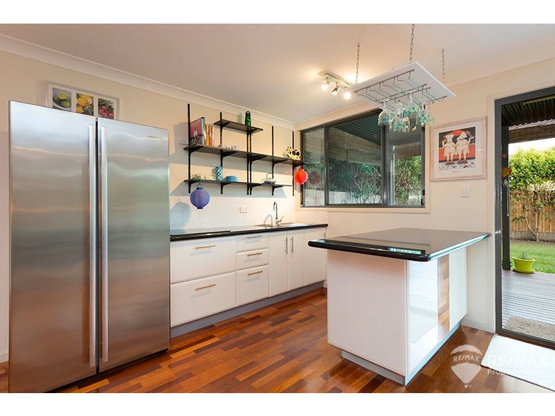 24 Scott street, Deagon QLD 4017