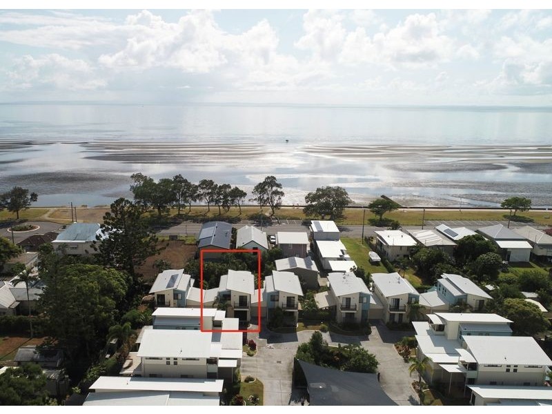 18/15 Twelfth Avenue, Brighton QLD 4017