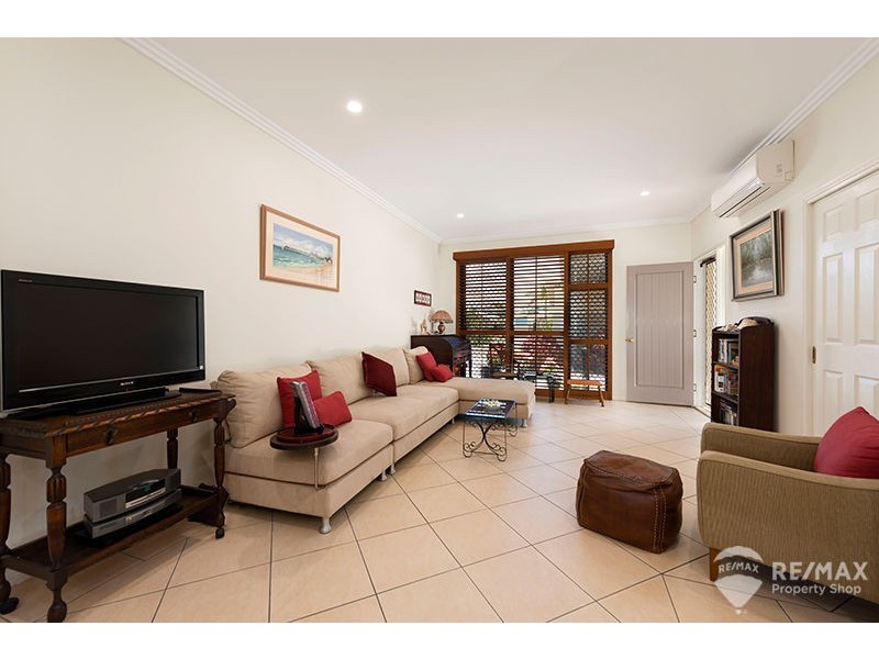 18/15 Twelfth Avenue, Brighton QLD 4017