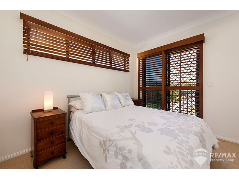 18/15 Twelfth Avenue, Brighton QLD 4017
