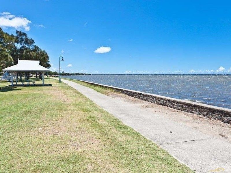 18/15 Twelfth Avenue, Brighton QLD 4017