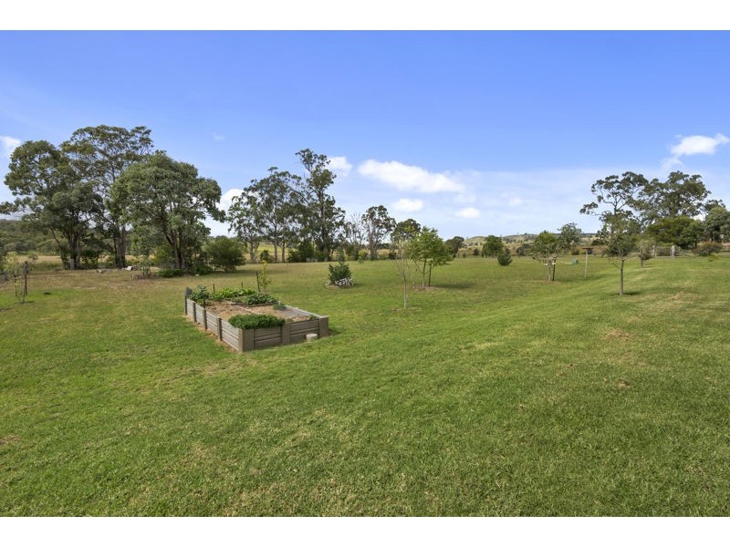 30 East Side Road, Crows Nest QLD 4355