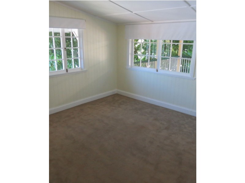 93 Clayton Street, Sandgate QLD 4017