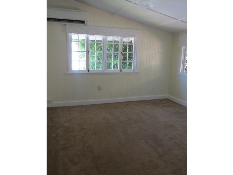 93 Clayton Street, Sandgate QLD 4017