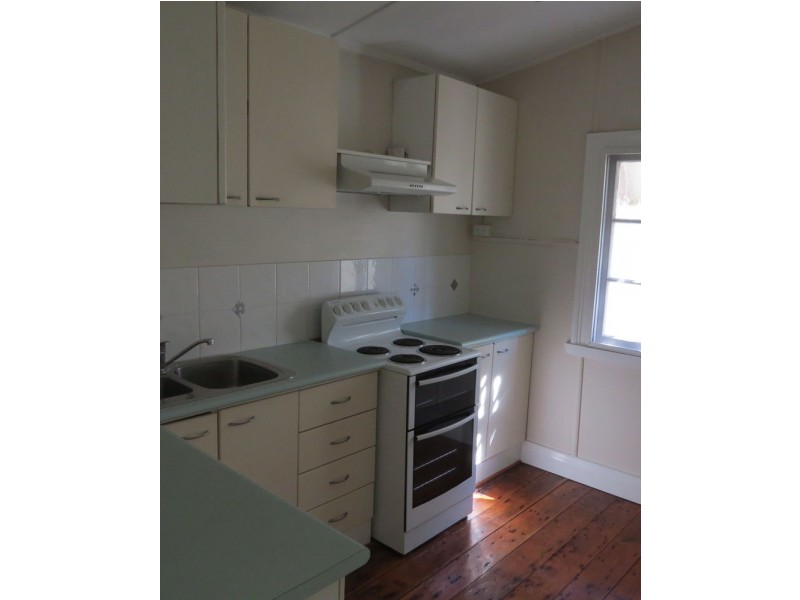 93 Clayton Street, Sandgate QLD 4017