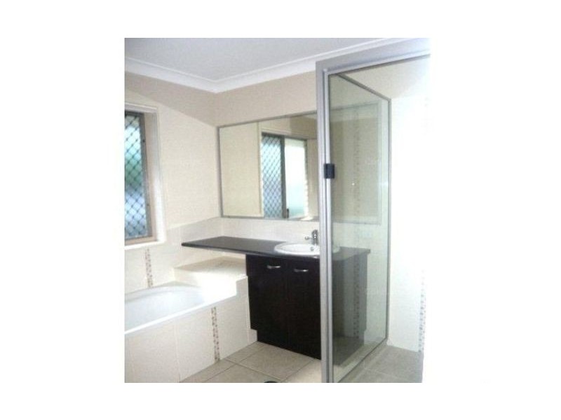 70 Lennon Boulevard, Narangba QLD 4504