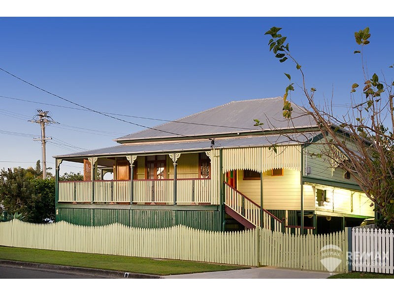 25 Raymond Street, Shorncliffe QLD 4017