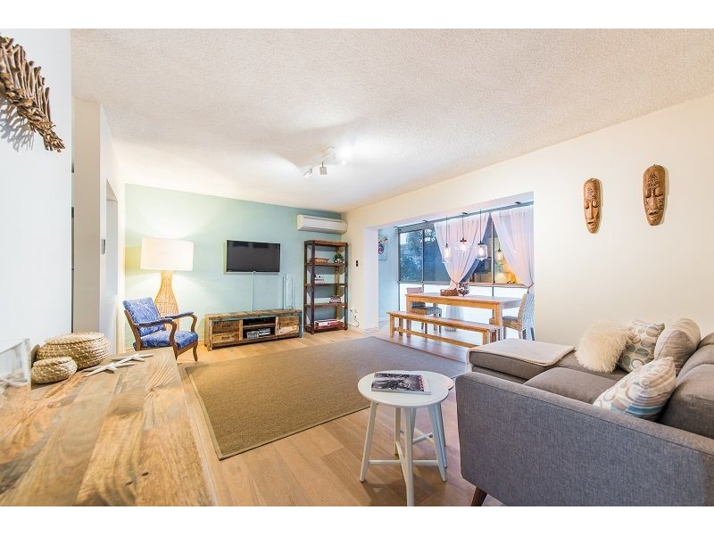 2/27 Second Avenue, Sandgate QLD 4017