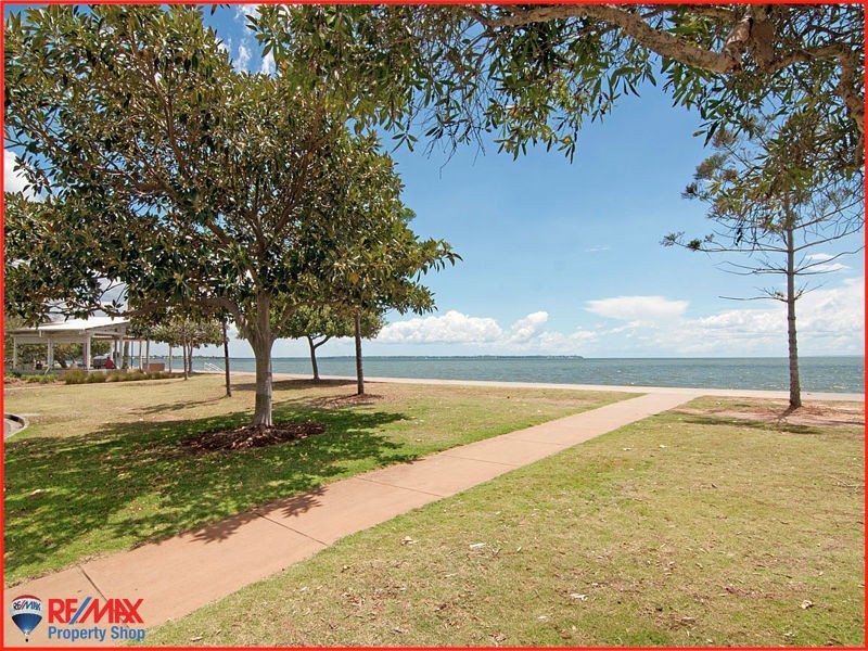 2/27 Second Avenue, Sandgate QLD 4017