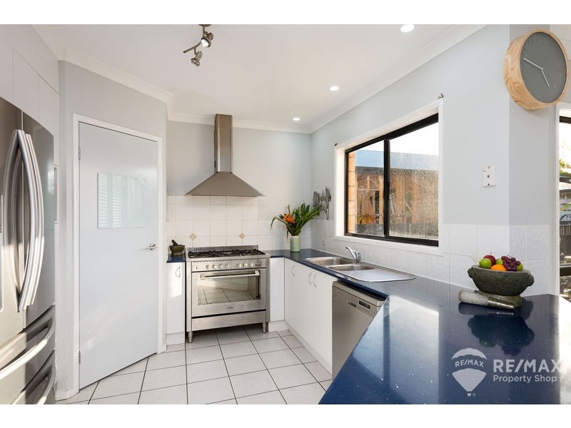 35 Finnie Road, Deagon QLD 4017