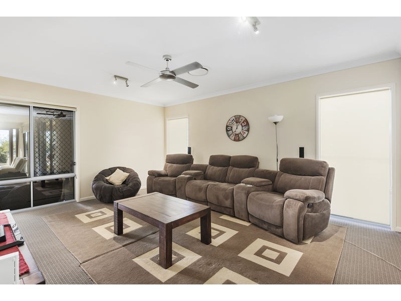 55 Hilltop Drive, Gowrie Junction QLD 4352