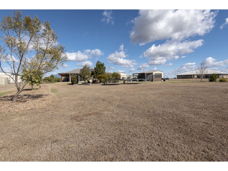 55 Hilltop Drive, Gowrie Junction QLD 4352