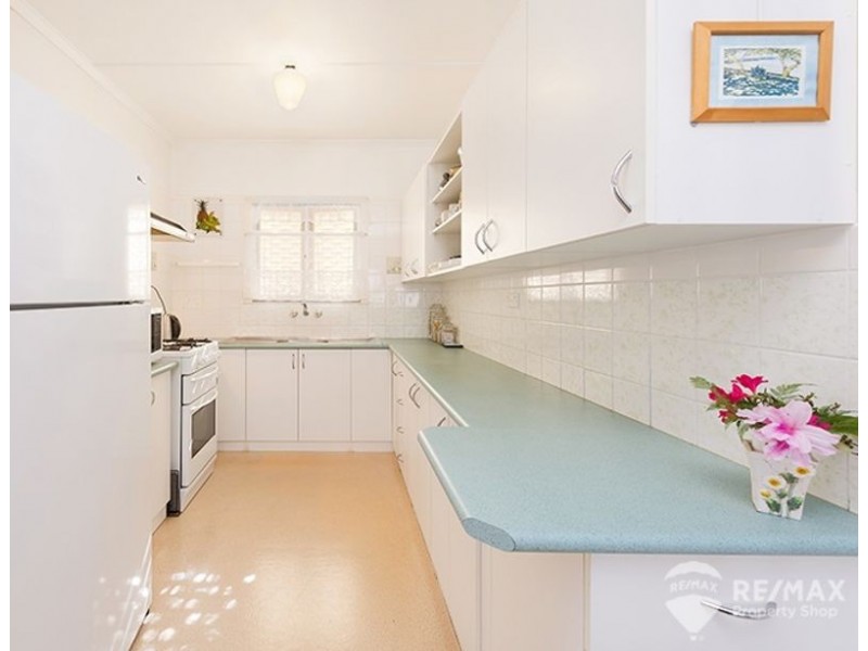 11 Kenbarry Street, Brighton QLD 4017