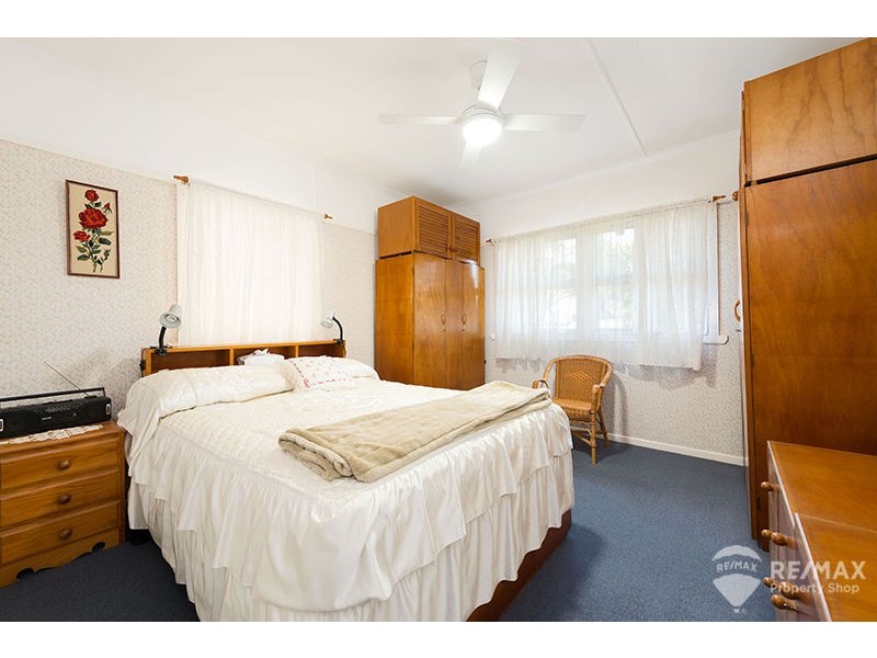 11 Kenbarry Street, Brighton QLD 4017